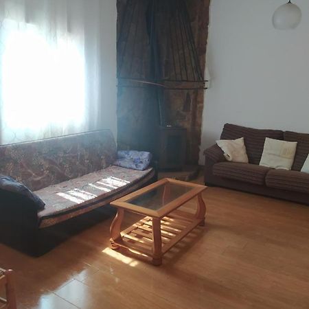 فيلا Casa En Mira المظهر الخارجي الصورة